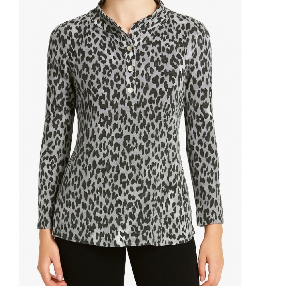 Womens Animal print Blouse Sz XL Cheetah Leopard 212 Collection Stretch Material